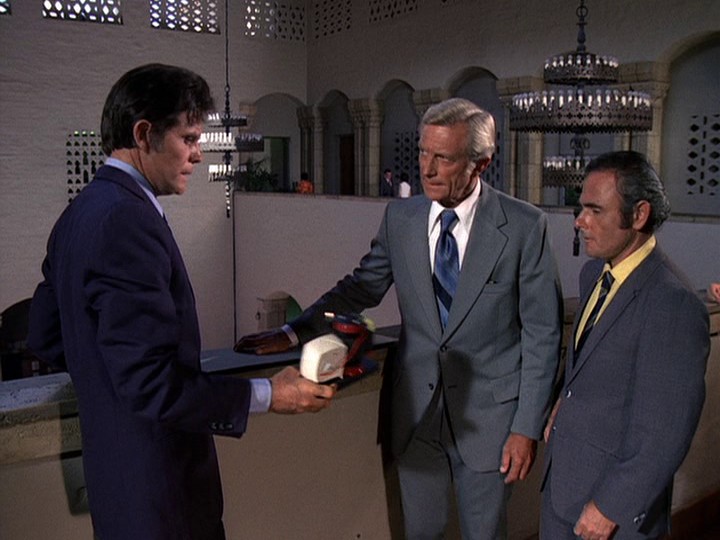 S05E12 The Clock Struck Twelve SlideShow